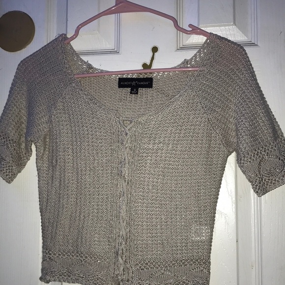 Top - Picture 1 of 1